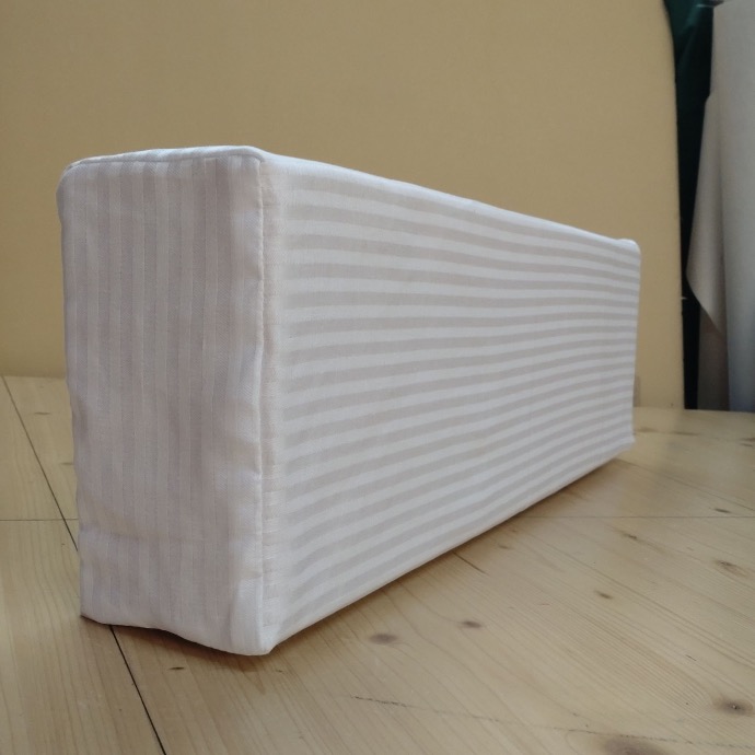 Fensterpolster (mit Stoffbezug)